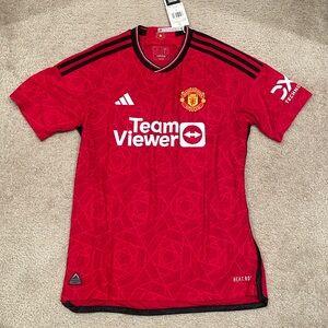 MANCHESTER UNITED 23/24 HOME AUTHENTIC JERSEY men size L NWT